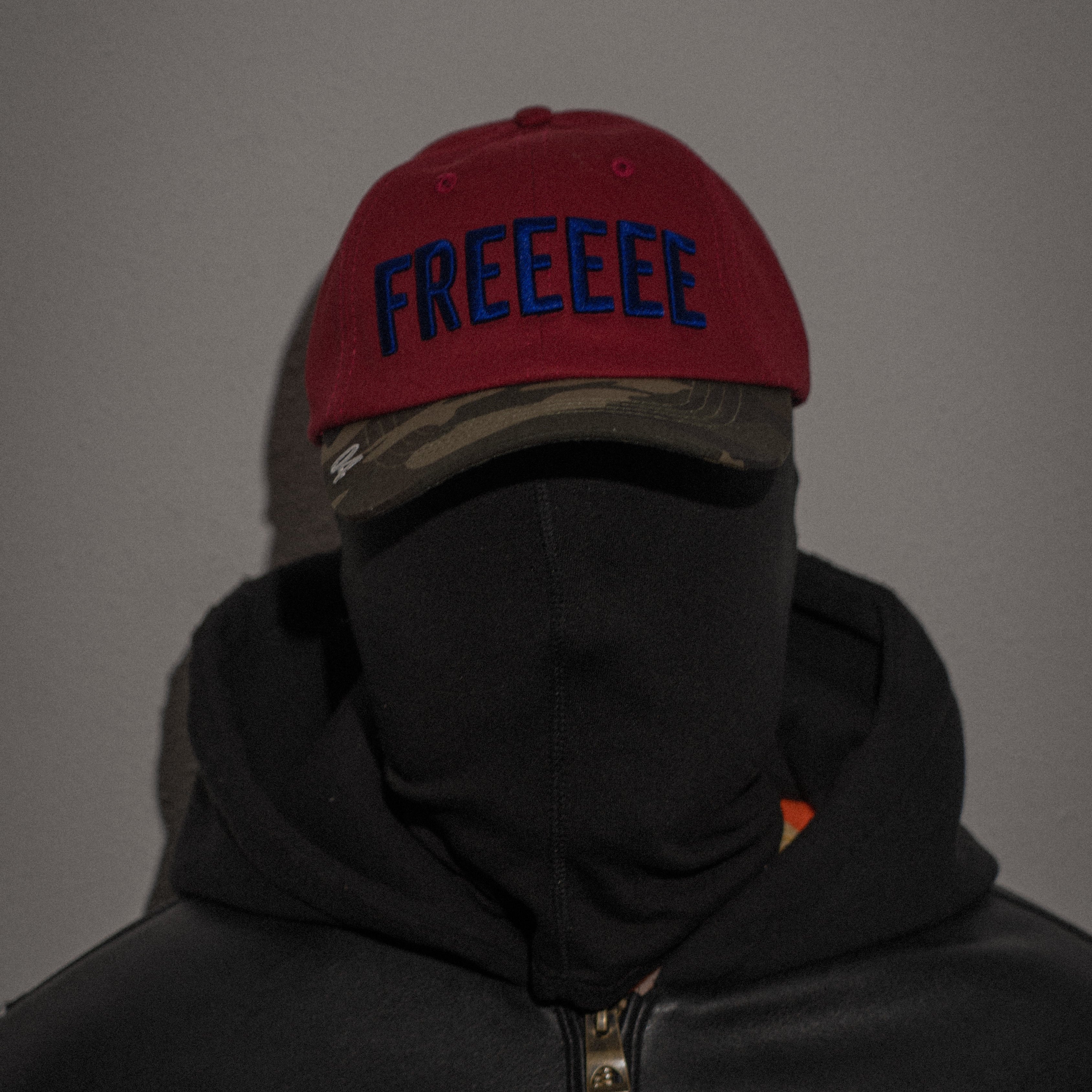 FREEEE DAD CAP